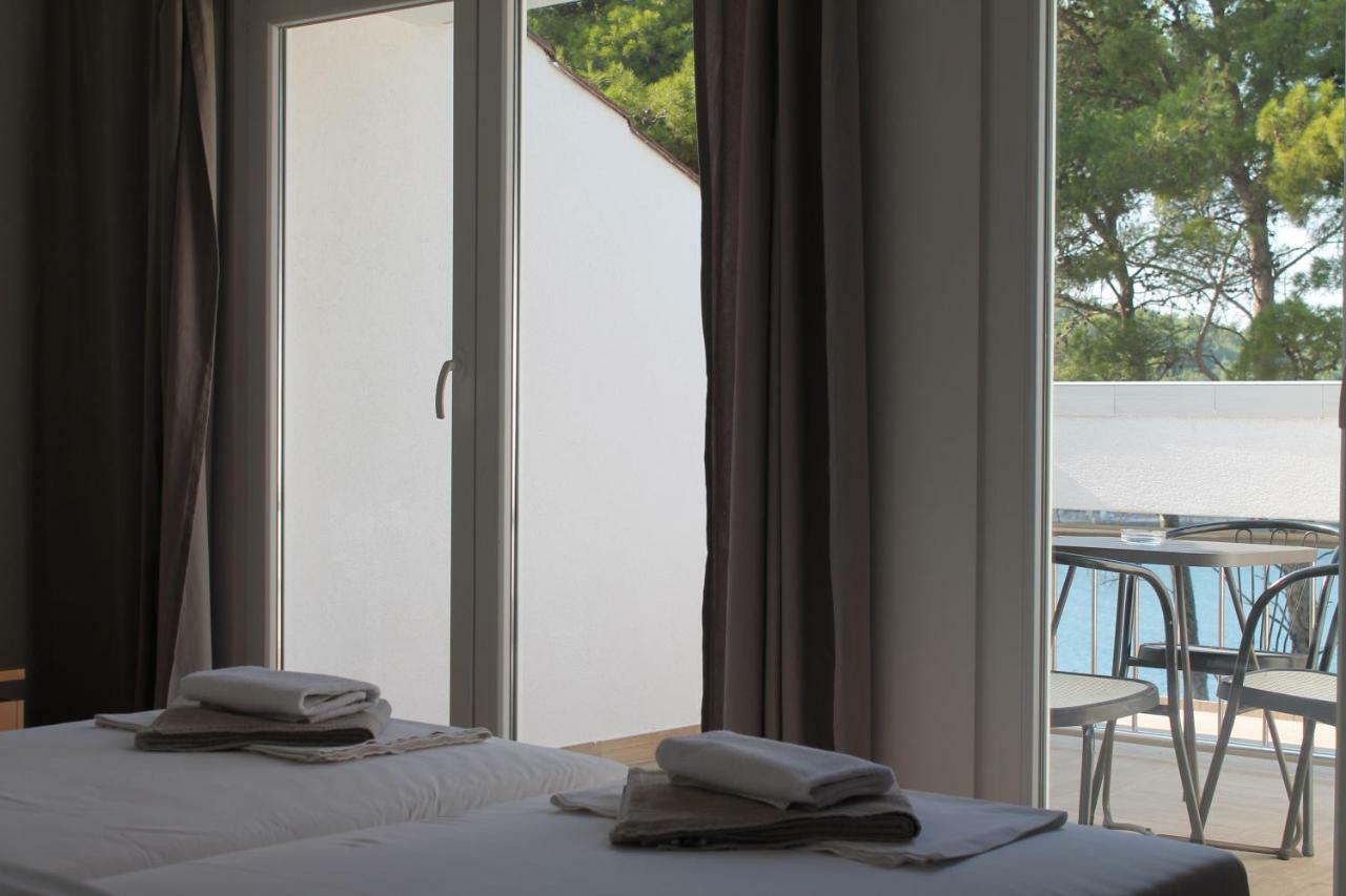 Covahouse Apartamento Jelsa  Exterior foto