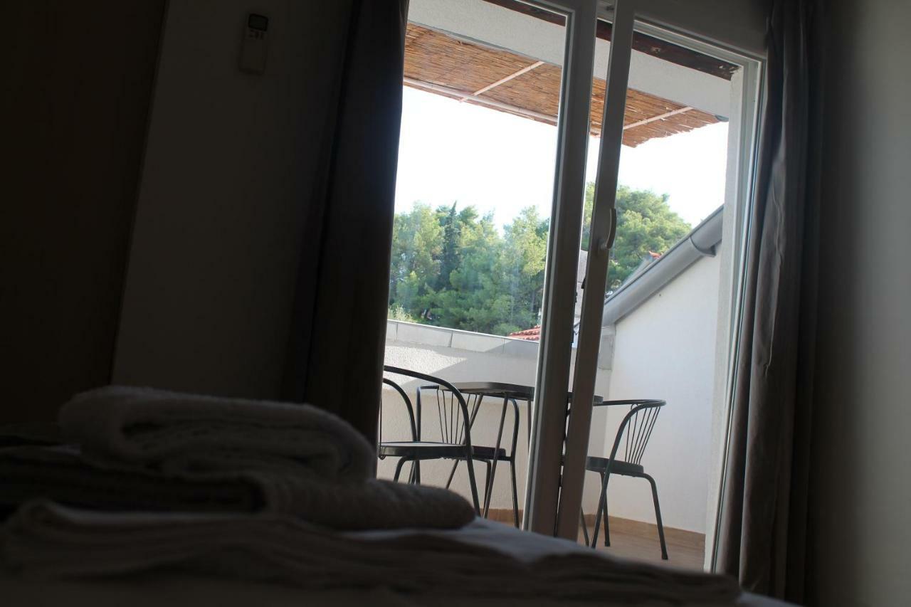 Covahouse Apartamento Jelsa  Exterior foto