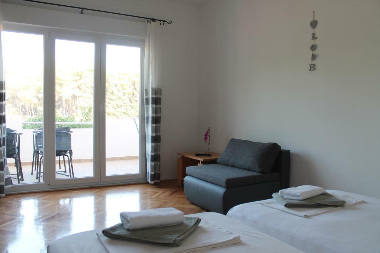 Covahouse Apartamento Jelsa  Exterior foto