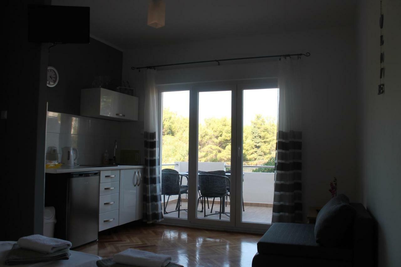 Covahouse Apartamento Jelsa  Exterior foto