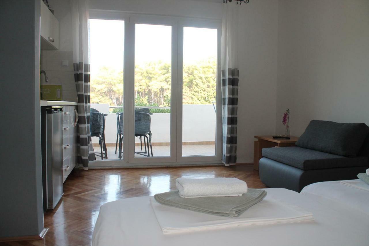 Covahouse Apartamento Jelsa  Exterior foto