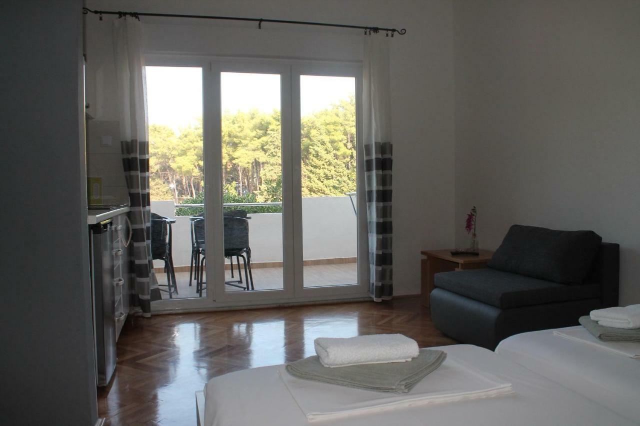 Covahouse Apartamento Jelsa  Exterior foto